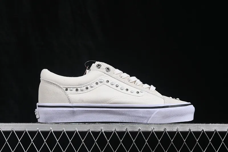 All categories Vans Vans series Vans Low Vans Low Vans Old Skool Vans low-top casual skateboard shoes VN000E8VCCZ